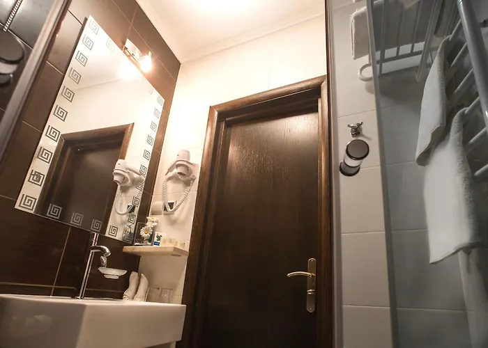 ホテル Eney Attic Three-room 3*