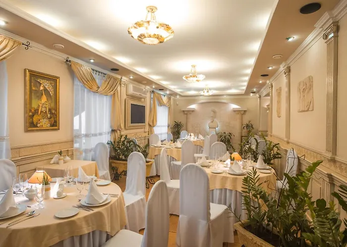 Eney Attic Three-room